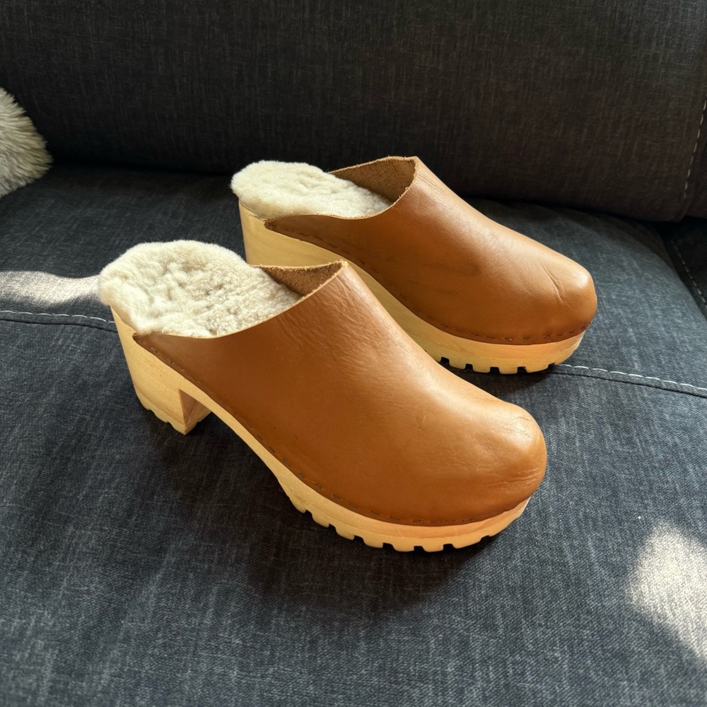 No.6 Liza Clog